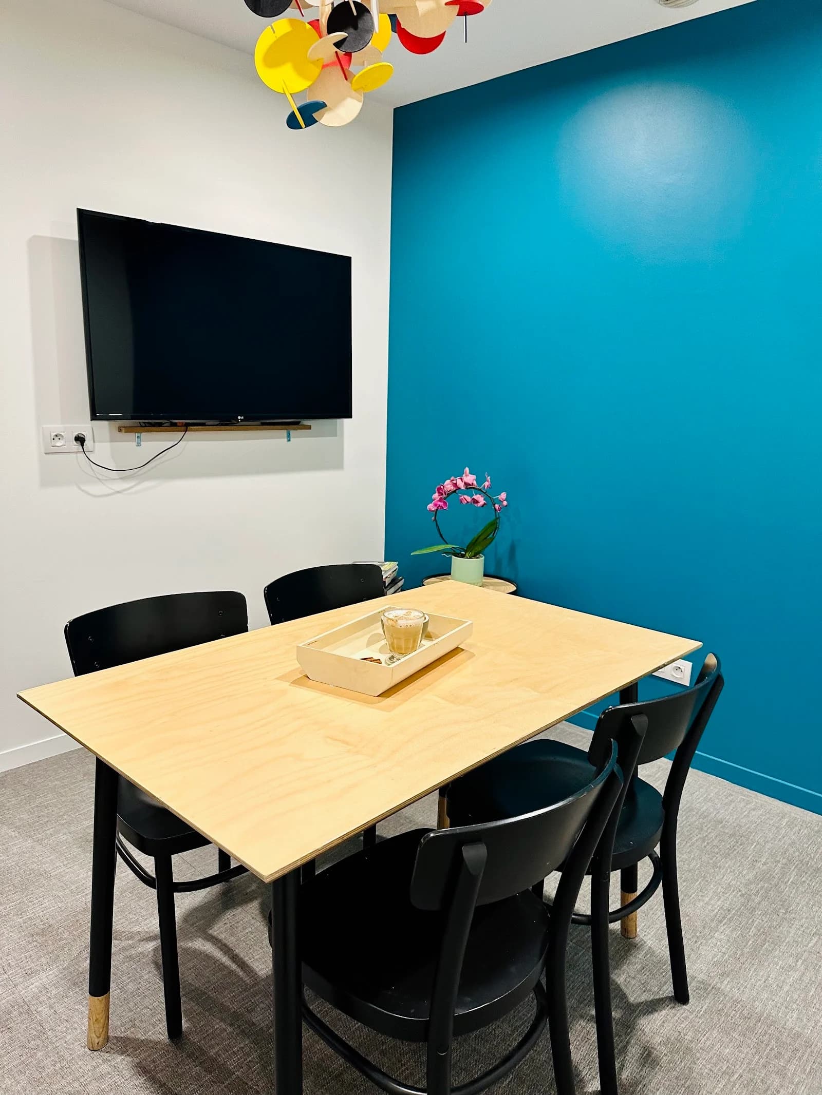 Photo de l'espace hubsy-la-defense-cnit (source : Google)