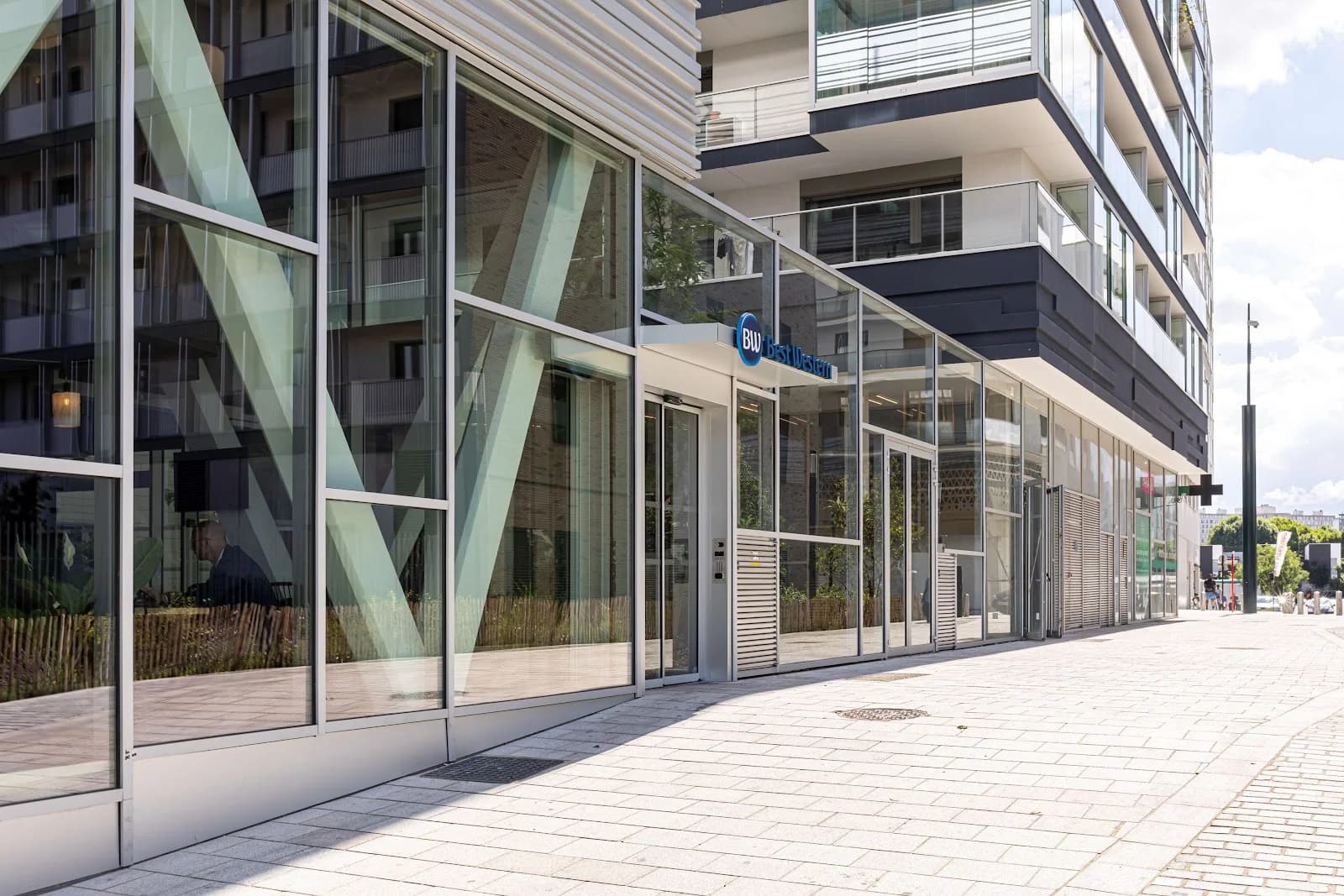 Photo de l'espace mywo-asnieres (source : Google)