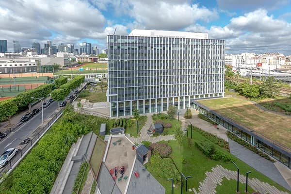 Photo de l'espace now-smart-parc-courbevoie (source : Google)