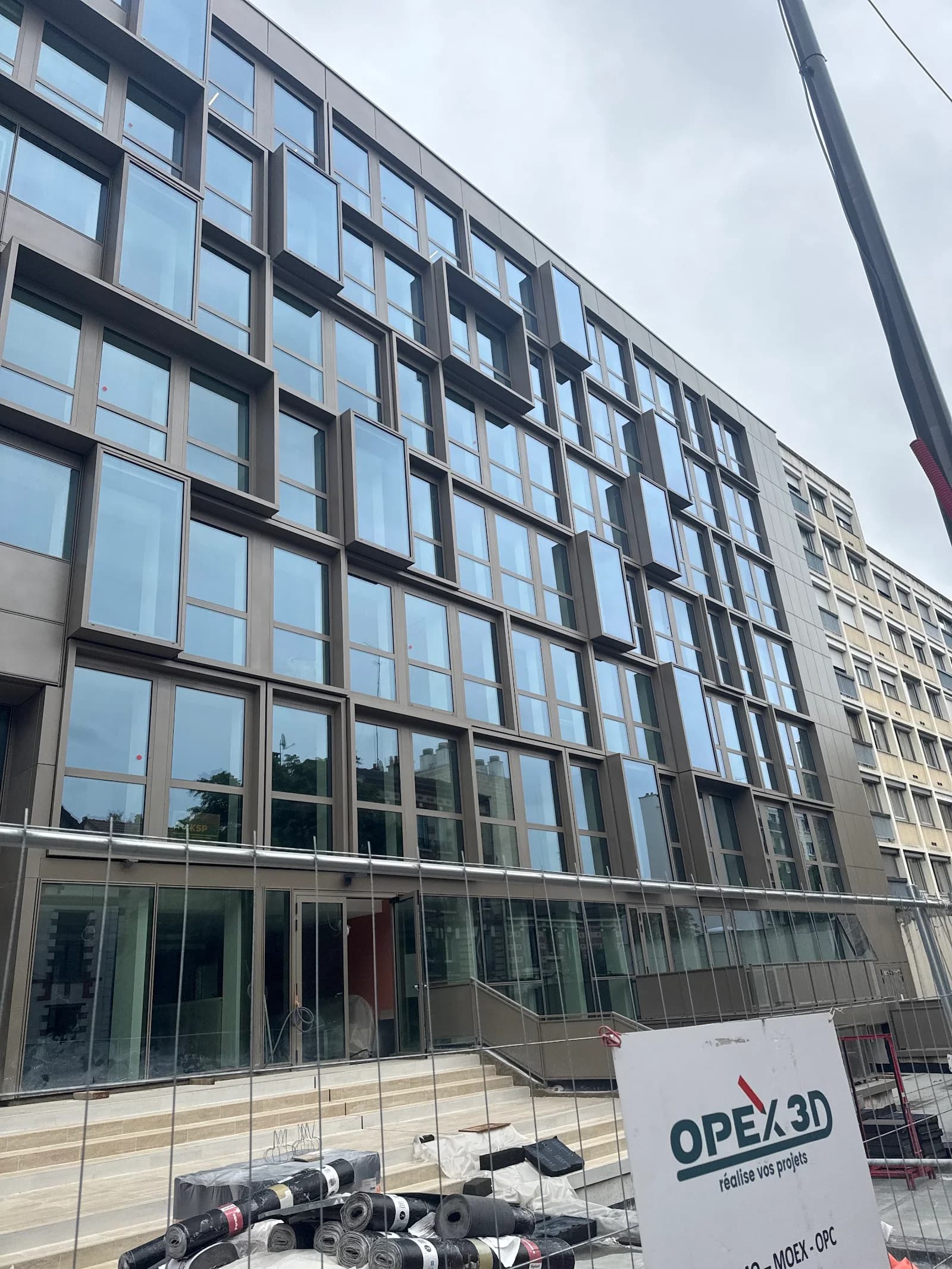 Photo de l'espace work-and-share-suresnes (source : Google)